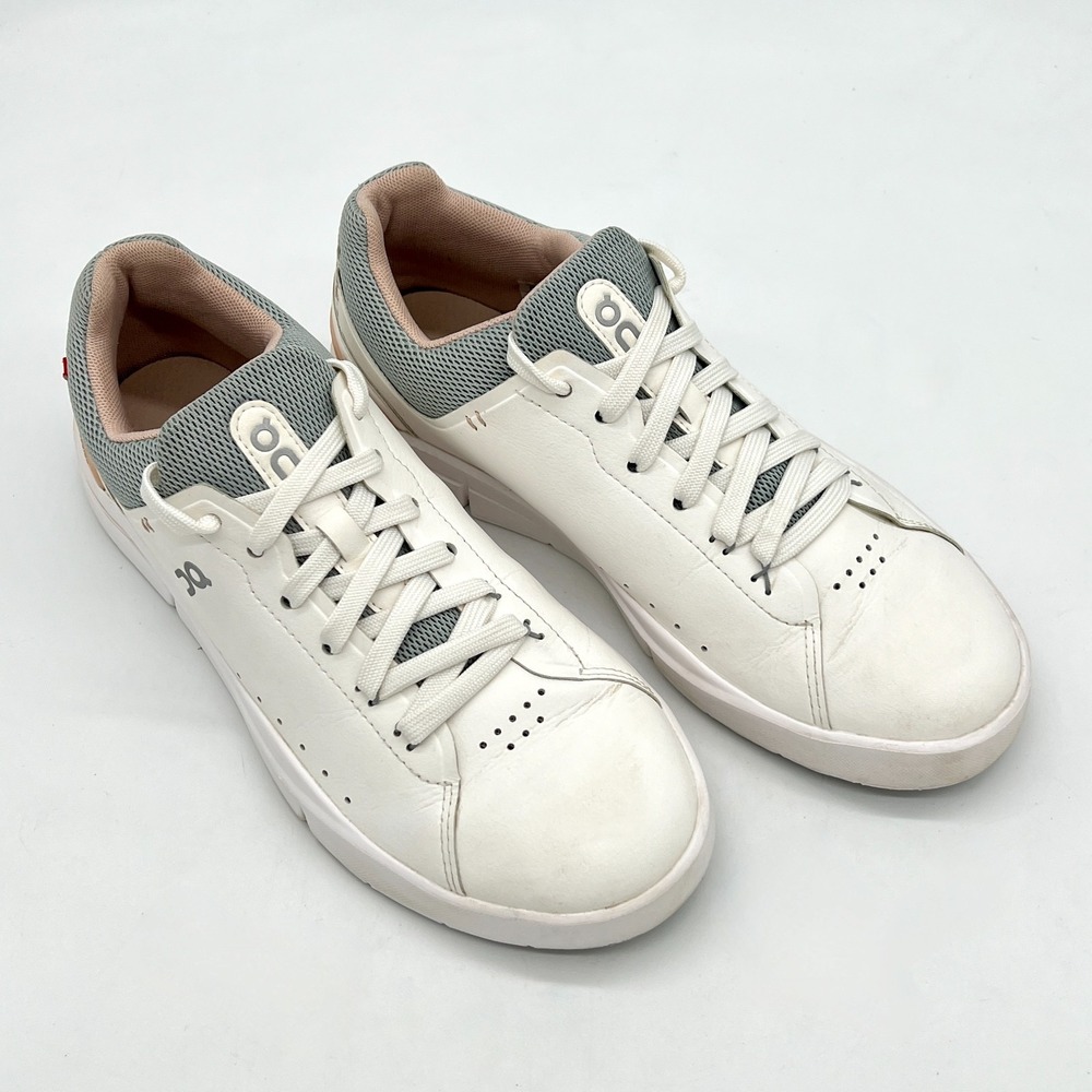On Cloud The Roger Advantage Womens Sz 8 US 39 White Pink Athletic Court Sneaker - Picture 3 of 12